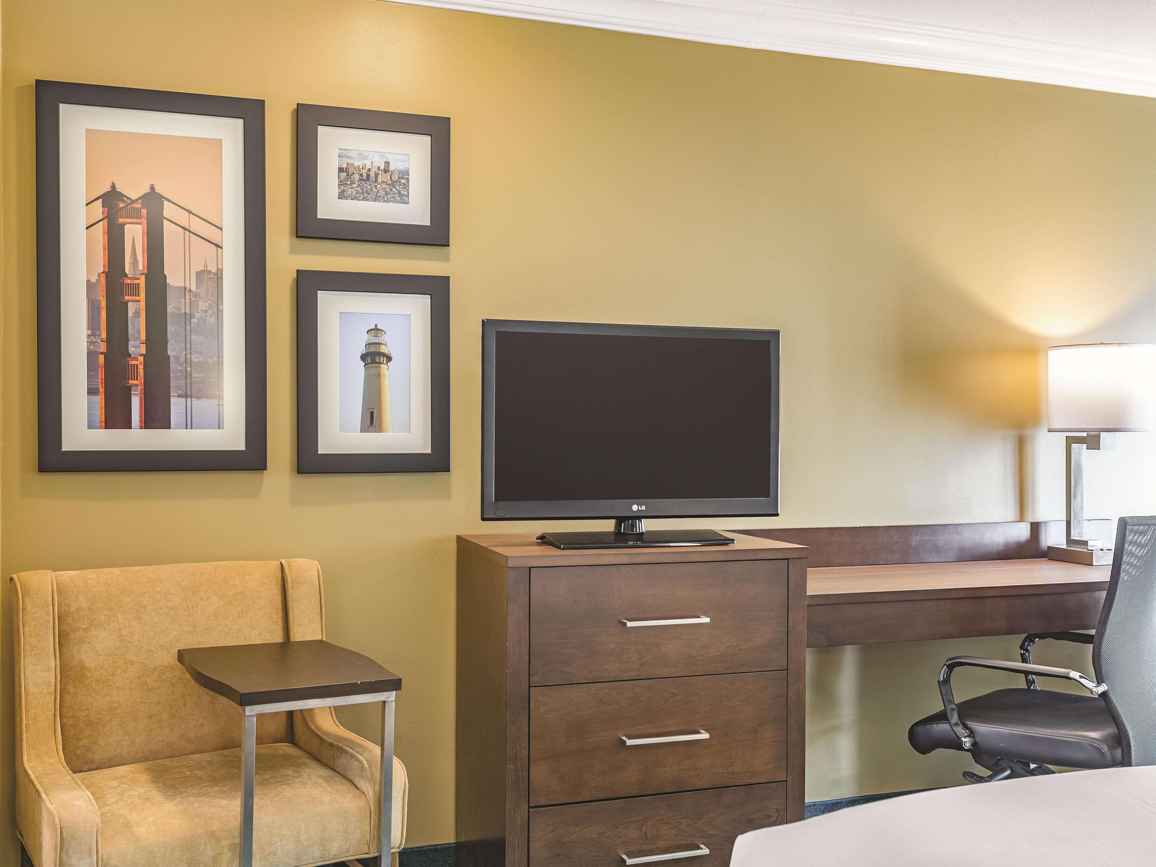 La Quinta By Wyndham San Francisco Airport West Hotel Millbrae Ngoại thất bức ảnh